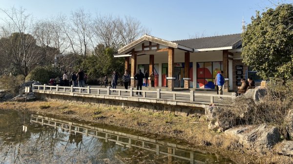 金控配资 上海宝山社区美术馆，居民为何愿意义务当馆长？